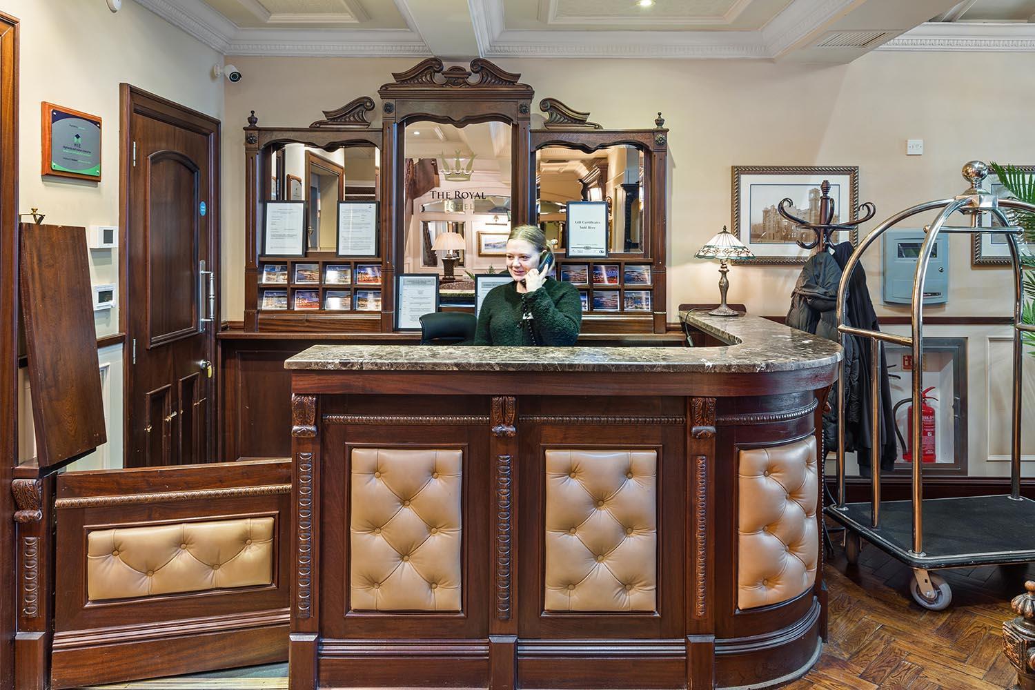 The Royal Hotel แคมป์เบลทาวน์ ภายนอก รูปภาพ