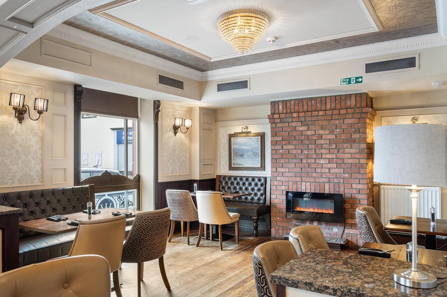 The Royal Hotel แคมป์เบลทาวน์ ภายนอก รูปภาพ